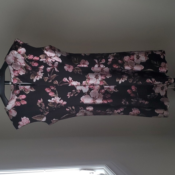 Pink metallic foil blossom floral print Cleo princess cut dress in size XL - Picture 7 of 15